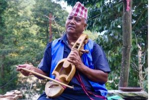 अस्ताए कलाकार धनबहादुर गायक