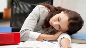 थकान महसुस भइरहन्छ ? यस्ता छन् ५ उपाय