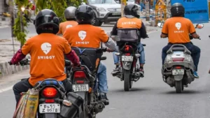 जब एक व्यक्तिले अनलाइनबाट मगाए ९,९४० कण्डम…