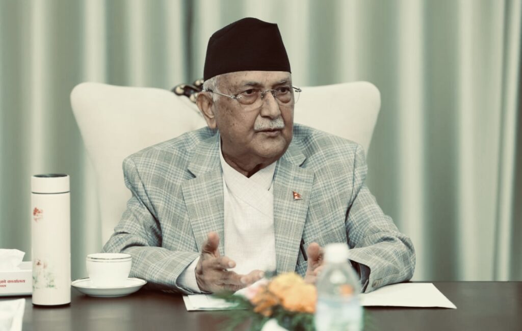 एमालेका मन्त्रीहरूलाई राजीनामा नदिन प्रधानमन्त्रीको निर्देशन, उपचार वहानामा दुबई जाने तयारी